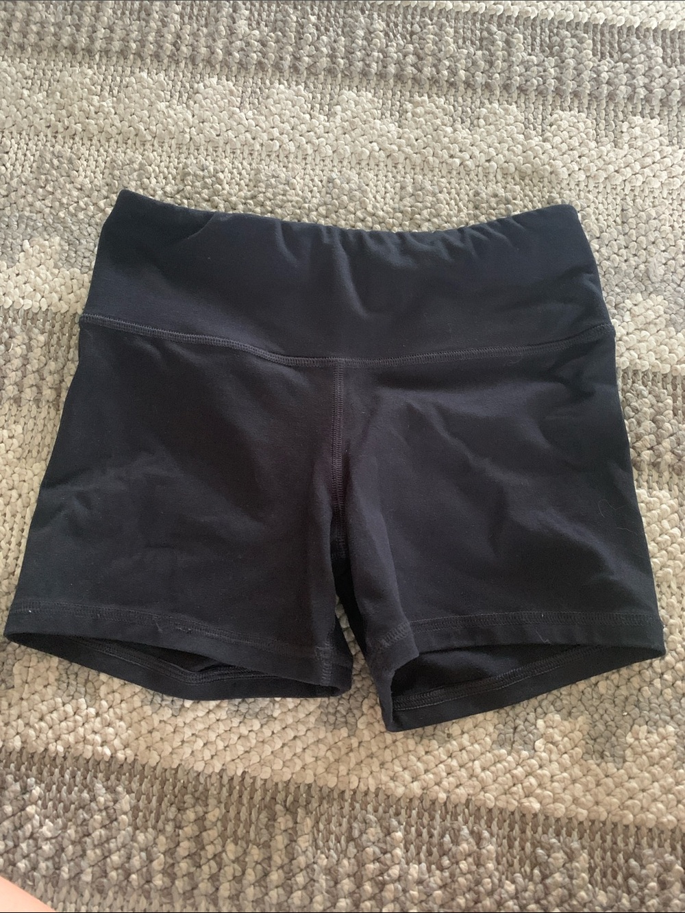 Fleo Black High-Waist Bike Shorts